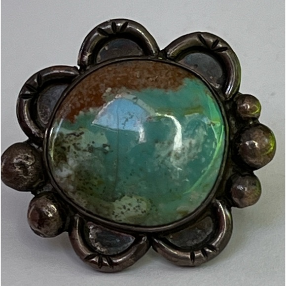 Statement Ring - Picture 7 of 14